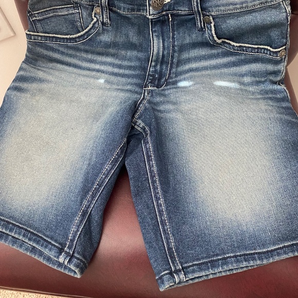 New With Tag Rock & Republic Cooper Denim Shorts Size 30 - Picture 6 of 7